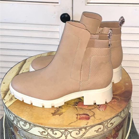 Journee Collection Shoes - Journee Collection Womens Tru Comfort Foam Jeeva Bootie 132-5403 Size 8